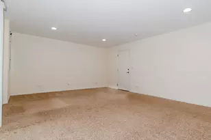 216 N Commerce St, Aurora, IL 60504 - Photo 42