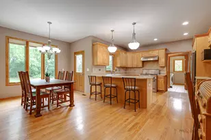 41 Park View Ln, Hawthorn Woods, IL 60047 - Photo 10