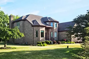 41 Park View Ln, Hawthorn Woods, IL 60047 - Photo 4