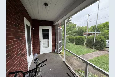 709 Charleston Street, Harrisburg, IL 62946 - Photo 2