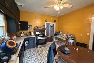 709 Charleston St, Harrisburg, IL 62946 - Photo 8