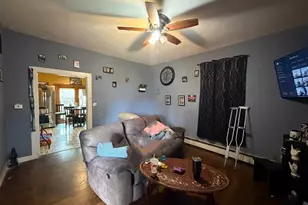 709 Charleston St, Harrisburg, IL 62946 - Photo 6