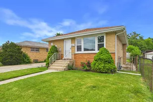 2435 Nona St, Franklin Park, IL 60131 - Photo 1