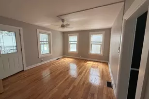 609 1st St, Libertyville, IL 60048 - Photo 4