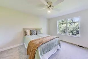 343 Hickory Ln, South Elgin, IL 60177 - Photo 22