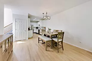 343 Hickory Ln, South Elgin, IL 60177 - Photo 6