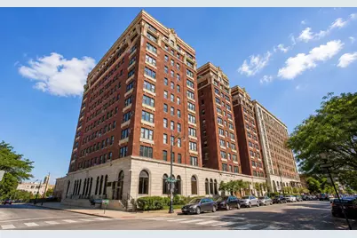 5300 S Shore Drive #810, Chicago, IL 60615 - Photo 1