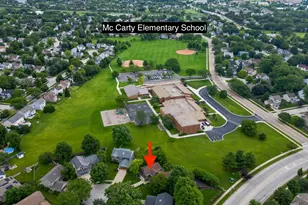615 Chester Ct E, Aurora, IL 60504 - Photo 28