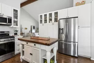 615 Chester Ct E, Aurora, IL 60504 - Photo 10