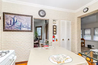 2559 N Parkside Avenue, Chicago, IL 60639 - Photo 12