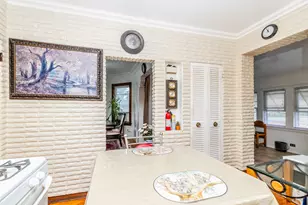 2559 N Parkside Ave, Chicago, IL 60639 - Photo 12