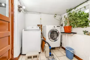 2559 N Parkside Ave, Chicago, IL 60639 - Photo 16