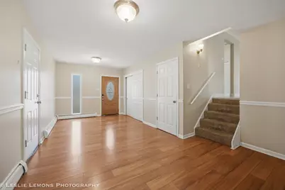 7907 W 89th Street, Hickory Hills, IL 60457 - Photo 4