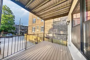 1406 W Cuyler Ave, Chicago, IL 60613 - Photo 32
