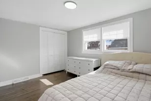 5301 S Menard Ave, Chicago, IL 60638 - Photo 16