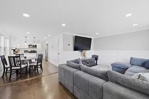 5301 S Menard Ave, Chicago, IL 60638 - Photo 6