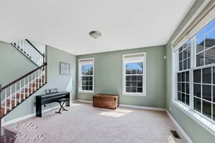 1403 Karen Dr, West Dundee, IL 60118 - Photo 2