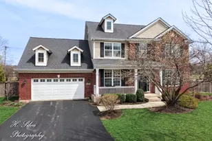 1403 Karen Dr, Dundee, IL 60118 - Photo 1
