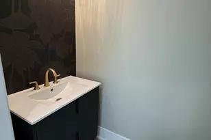 1406 W Cuyler Ave, Chicago, IL 60613 - Photo 16