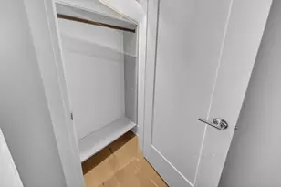 1406 W Cuyler Ave, Chicago, IL 60613 - Photo 8