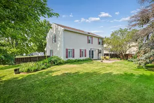 1945 Pastoral Ln, Hanover Park, IL 60133 - Photo 20
