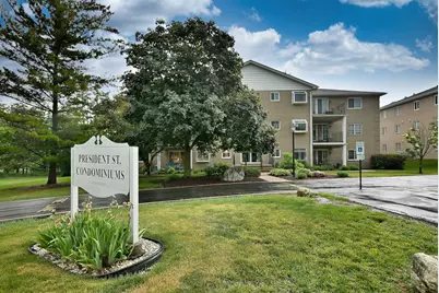 462 S President Street #101, Carol Stream, IL 60188 - Photo 1