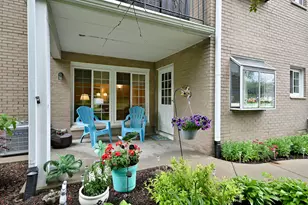 462 S President St, Carol Stream, IL 60188 - Photo 32