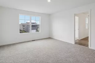 7101 Oakmont Rd, Racine, WI 53406 - Photo 10