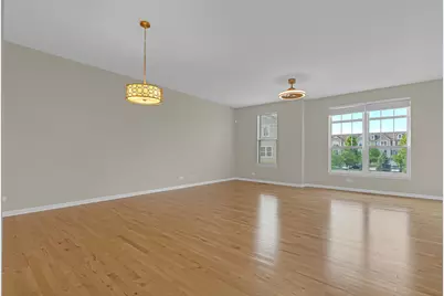 353 N Commerce Street, Aurora, IL 60504 - Photo 4