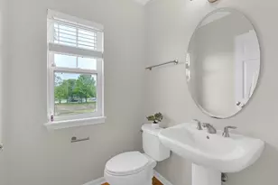 353 N Commerce St, Aurora, IL 60504 - Photo 12