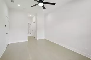 4528 S King Dr, Chicago, IL 60653 - Photo 8
