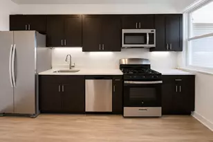 1053 W Columbia Ave, Chicago, IL 60626 - Photo 2