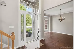 1S011 Shannon Square, Geneva, IL 60134 - Photo 2