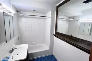 5008 W Strong St, Chicago, IL 60630 - Photo 16