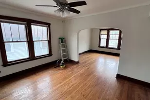 5008 W Strong St, Chicago, IL 60630 - Photo 10