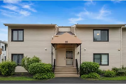 80 Commonwealth Court #4, Vernon Hills, IL 60061 - Photo 1