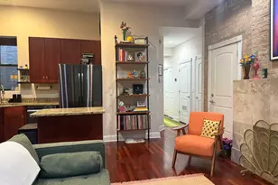 1967 W Cullom Ave, Chicago, IL 60613 - Photo 8
