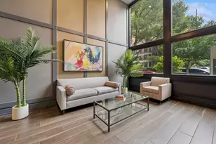 434 W Melrose St, Chicago, IL 60657 - Photo 10
