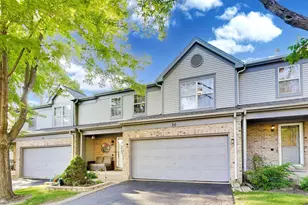 30 Oxford Ct, Algonquin, IL 60102 - Photo 2