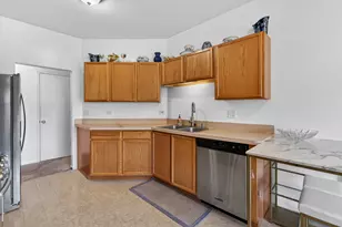 1933 Misty Ridge Ln, Aurora, IL 60503 - Photo 12