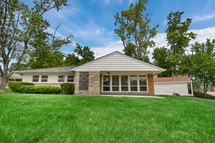 102 Nashua St, Park Forest, IL 60466 - Photo 1