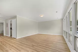 102 Nashua St, Park Forest, IL 60466 - Photo 4