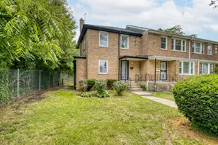 521 E 109th St, Chicago, IL 60628 - Photo 1