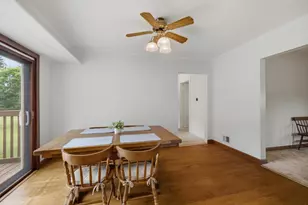 27W270 Sunnyside Ave, Winfield, IL 60190 - Photo 14