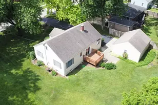 27W270 Sunnyside Ave, Winfield, IL 60190 - Photo 32