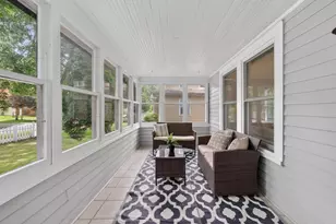 547 Melrose Ave, Kenilworth, IL 60043 - Photo 2