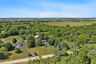 14413 Pleasant Valley Rd, Woodstock, IL 60098 - Photo 28