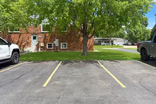 10407 N Church St, Huntley, IL 60142 - Photo 12