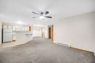 300 Cunat Blvd, Richmond, IL 60071 - Photo 6