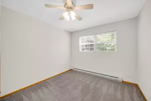 300 Cunat Blvd, Richmond, IL 60071 - Photo 14